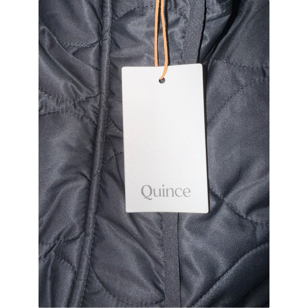 NWT Quince Featherless Quilted Long Puffer Jacket. Medium - Picture 4 of 10